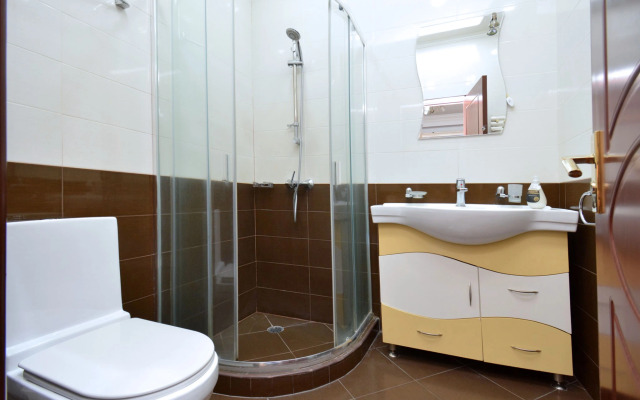 2-K v Novostroyke, Ulitsa Pavstosa Byuzanda, Bu955 Flat