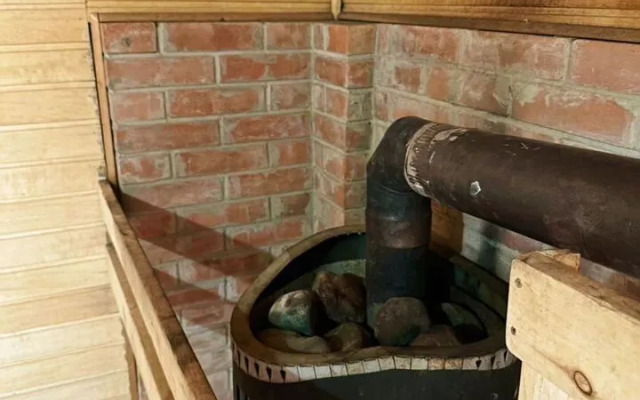 Na Beregu Ozera Private house