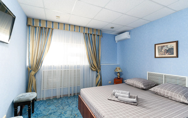 Gostiny Dvor Hotel