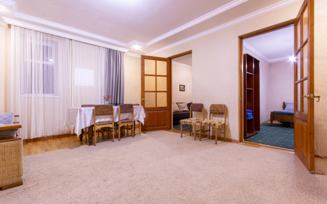 Частный дом в центре