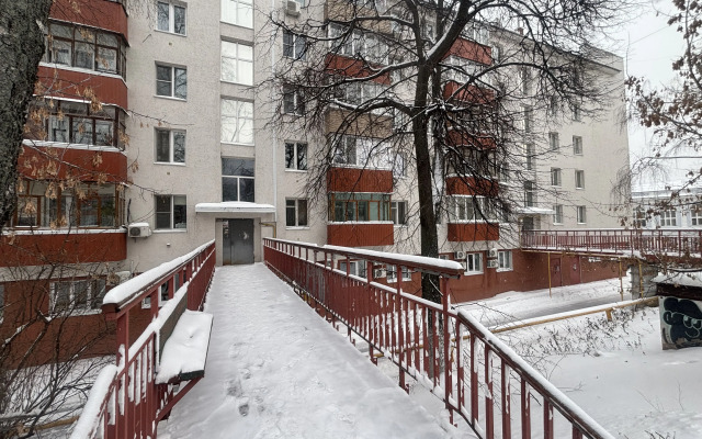 Uyutnaya na naberezhnoy Fedorovskogo do 4kh gostey Flat