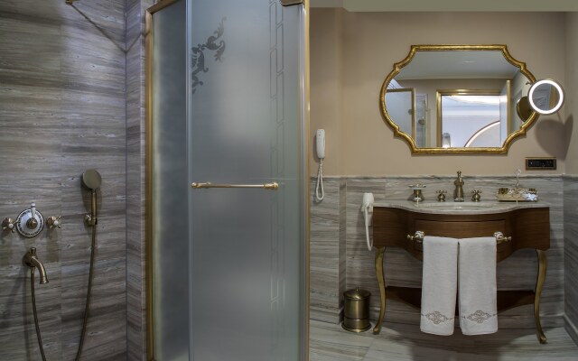 Romance Istanbul Hotel