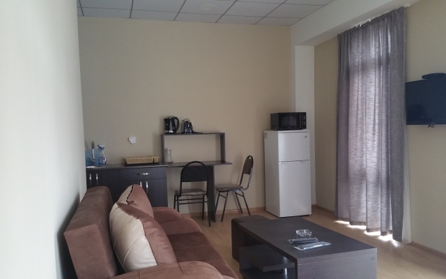 Lile Apartments