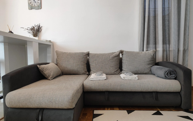 Апартаменты Black White в Светлогорске