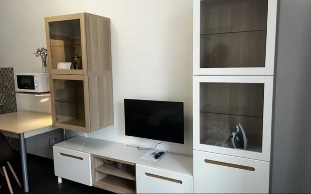 Vygodnaya u aeroporta i Ekspoforuma Flat