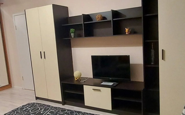 Uyutnaya kvartira v novom rayone ulica Gorykogo Apartments