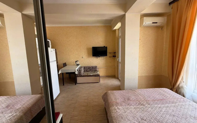 3 Minuty Do Morya - Monaco Club Flat