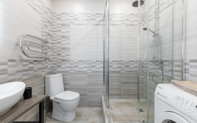 Komfort Na Adelya Kutuya Apartment