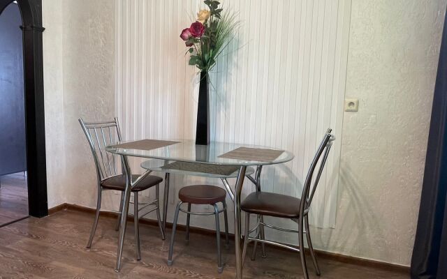 Апартаменты Карла Маркса 116