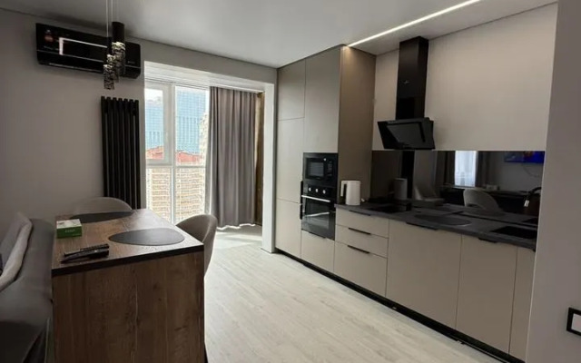 V Sovremennom Zhilom Komplekse Flat
