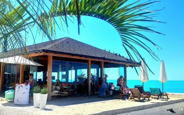 Na Volzhskoy Ulitse 85A Apartments