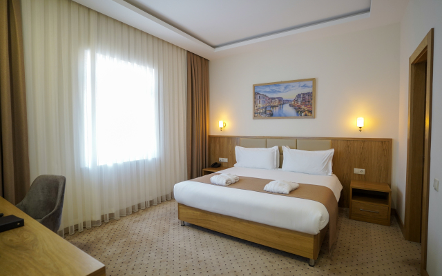 Milan Hotel