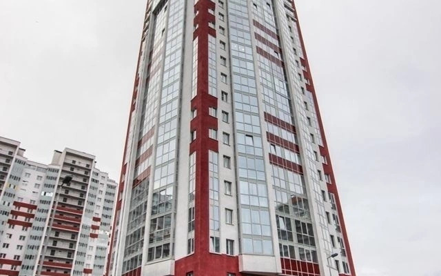 Квартира на Героев 18