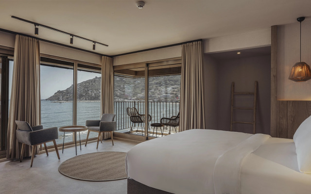 En Vie Beach Boutique Hotel