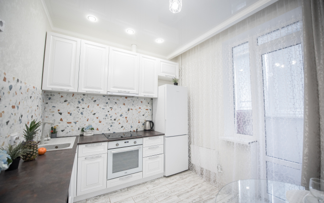 Апартаменты Smile Apartments с Балконом в Новом Доме