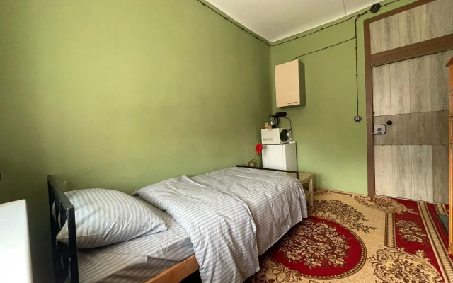 Komnata Na Odnogo V Tsentre Novosibirska Apartments