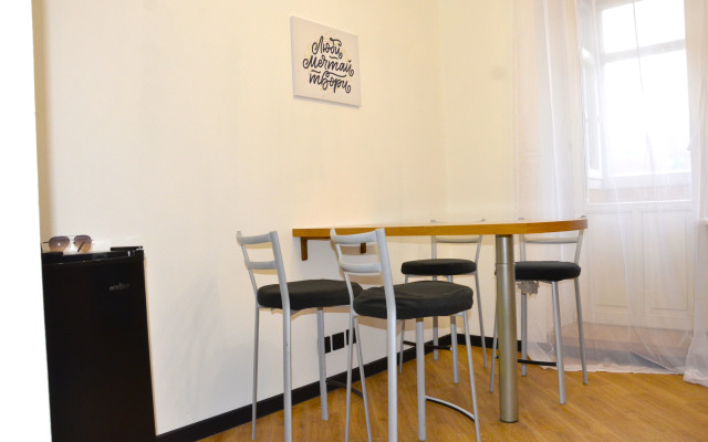 Квартира 2-к. квартира 6/9 этаж