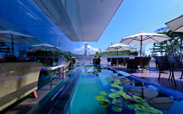 Novotel Nha Trang Hotel