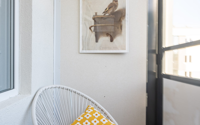 Classic Studio V Yanino Flat