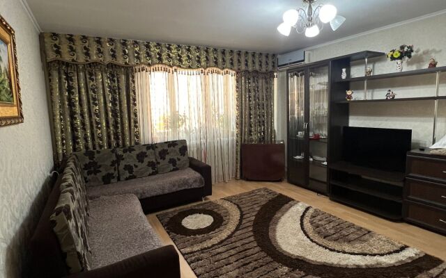 Na Prospekte Tauke Khana 33/3 Apart Hotel