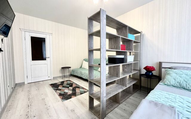 Apartment with balcony on Chapaeva