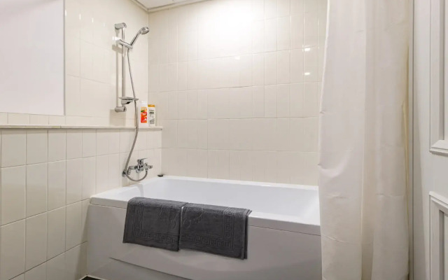 Uyutnaya Kvartira V Tsentre Stolitsy Flat