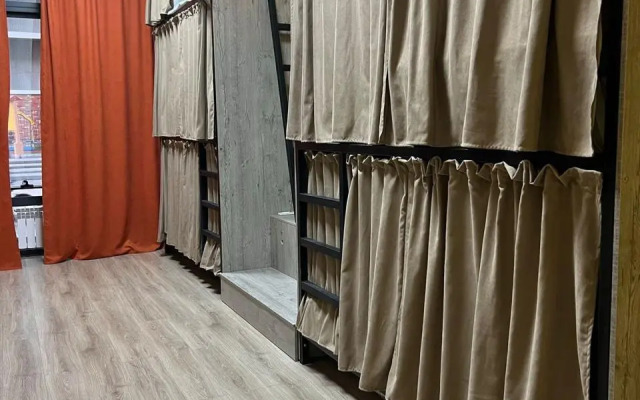 Hostel Roy