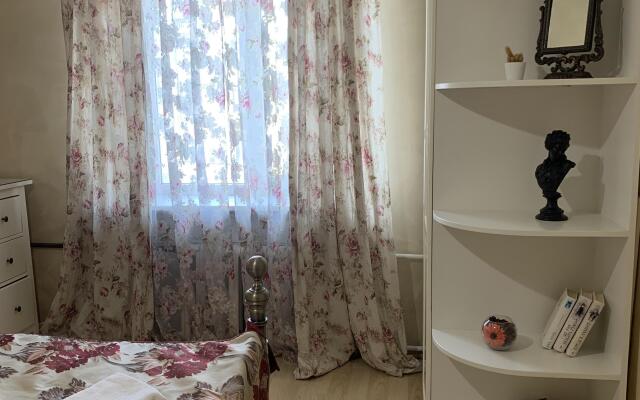 V Tsentre Flat