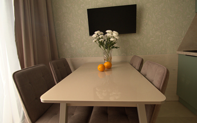 Uyutnaya S Vidom Na More Flat