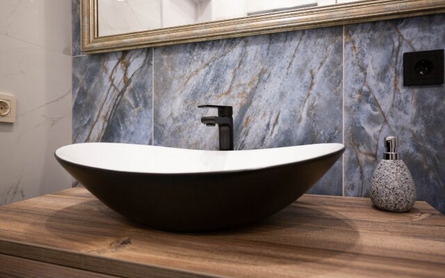 Апартаменты Октябрьская 12