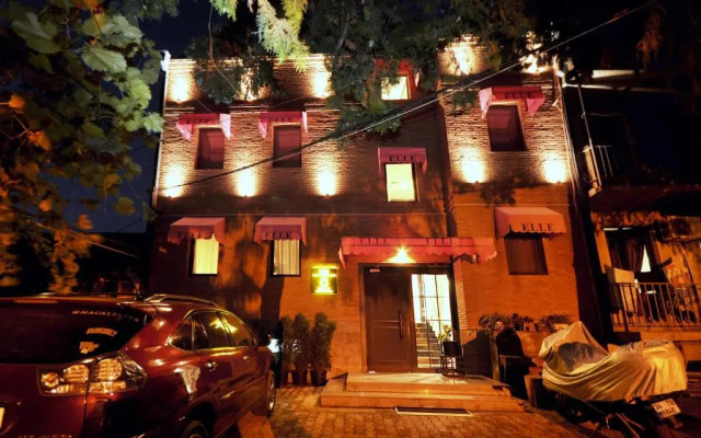 Elle Boutique Hotel