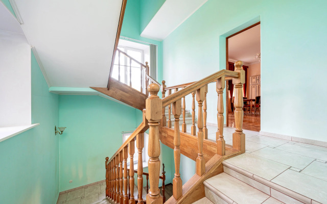 Частный дом в Гатчине с Бассейном и Сауной