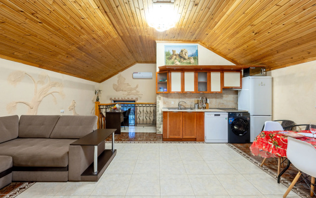 Uyutny GS Bolshoy Besedkoy I Klassnoy Baney Guest house
