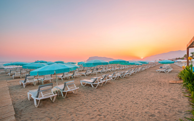 Avena Resort & Spa Hotel