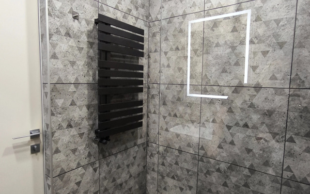 Апартаменты Новые уютные Клен в доме бизнес-класса с охраной