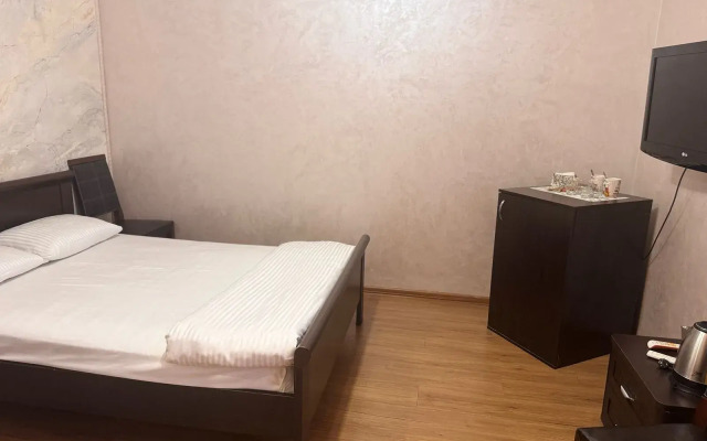 Отель Арарат Парк