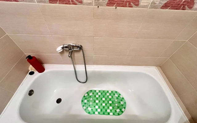 Uyutnaya, Teplaya, Chistaya Studiya Flat