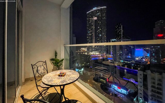 bnbmehomes | Beautiful lake view studio nr Marina-1504 Apartments