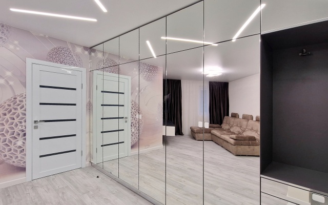 Uyutnaya Kvartira U Morya Apartments