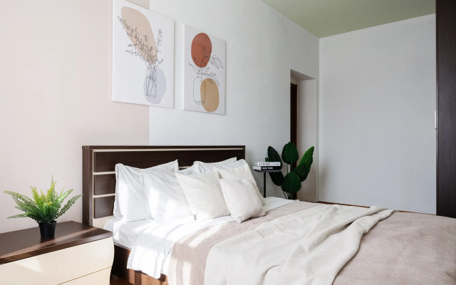 3-komn S Proyektorom Sunvilles Flat