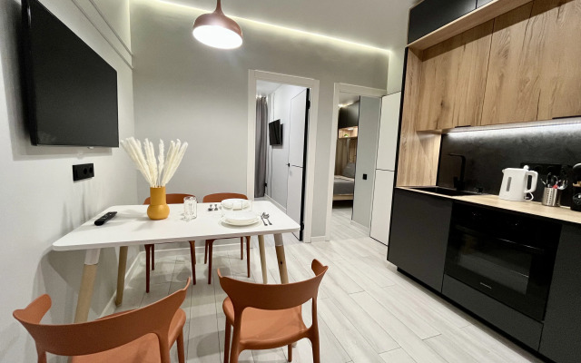 Layf Apart Na Granichnoy 38 Flat