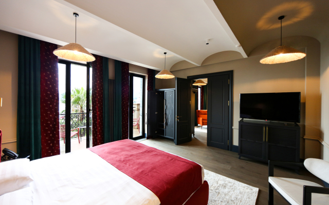 Retro Hotel
