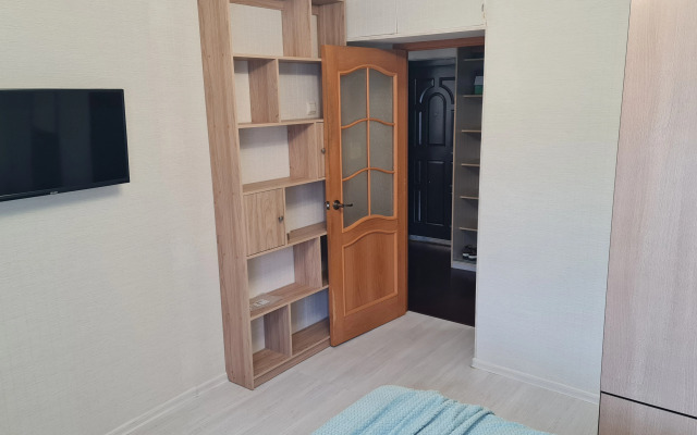 Uyutnaya Teplaya Okolo Lesa V Spalnom Rayone Flat