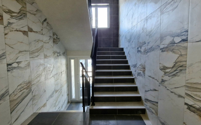 Tikhaya Gavan Flat