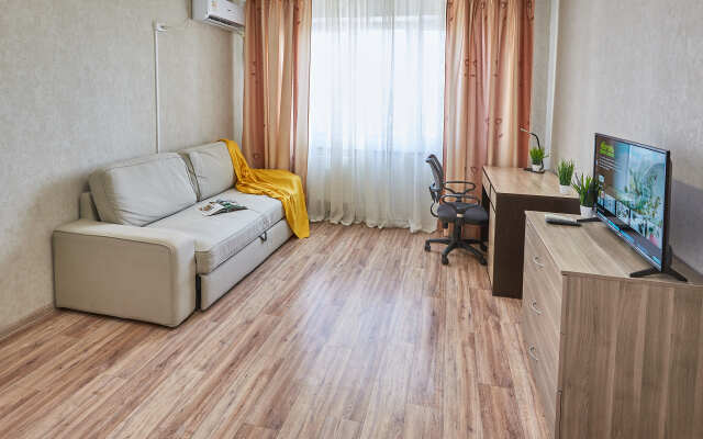 Квартира с Балконом на Артюшкова 27