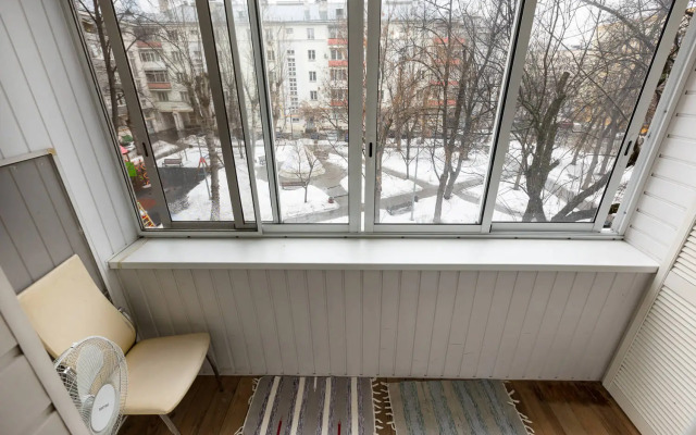 Апартаменты БонАпарт 2-х комнатные с джакузи на Студенческой 42