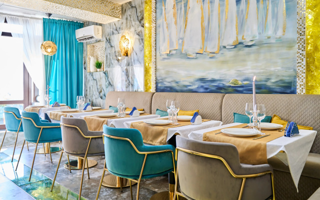 Отель Амбассадор