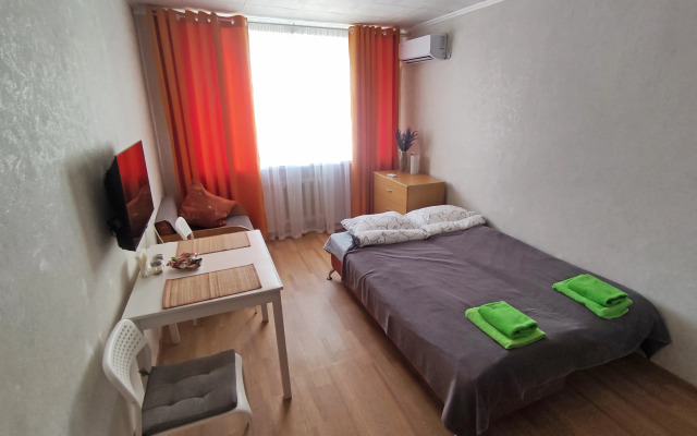 Апартаменты Оранжевая студия у метро Суконная слобода