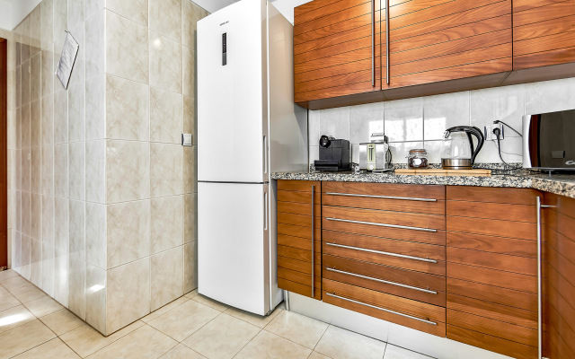 Prostornyij Taunhaus S Vidom Na More I Tejde Apartments