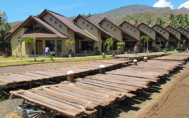 Uyah Amed & Spa Resort Hotel